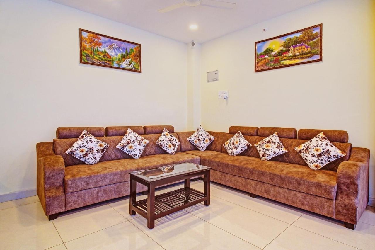 Super Hotel O Lakshmi Royal Inn Warangal Exterior foto